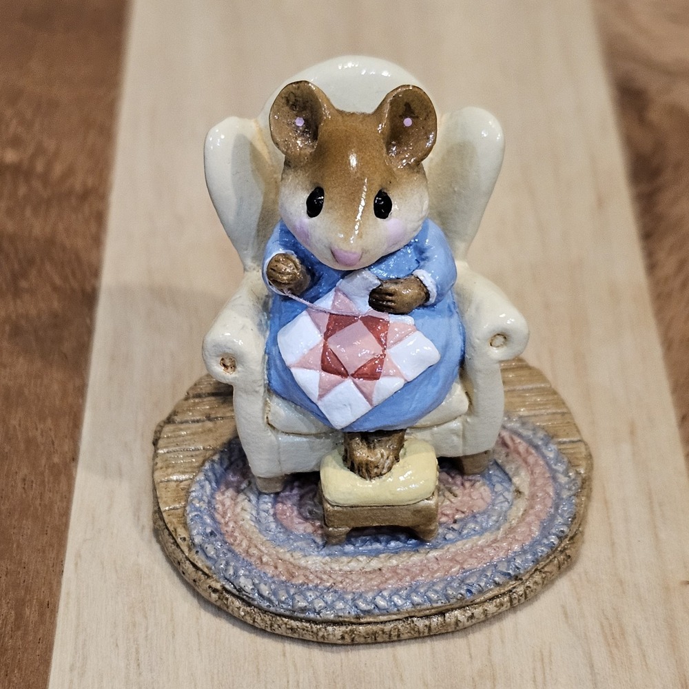 Wee Forest Folk M-125 Quilting Bea Retired Signed WP, No WFF Box 1985